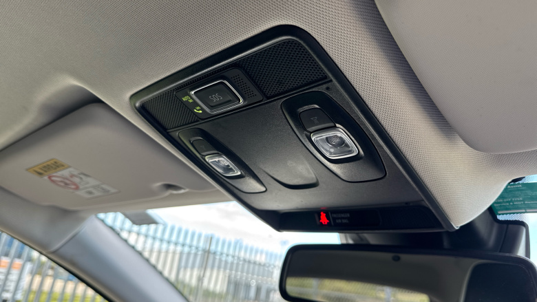 Renault Captur 1.6 E-Tech full hybrid 145 Techno 5dr Auto Hybrid Hatchback